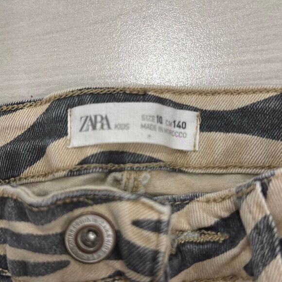 Zara girls tiger print jeans size 10 - Picture 2 of 6